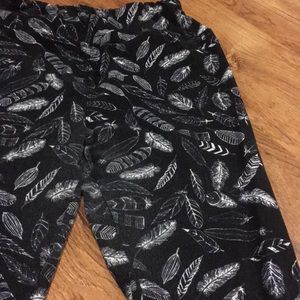 Feather LulaRoe OS Leggings